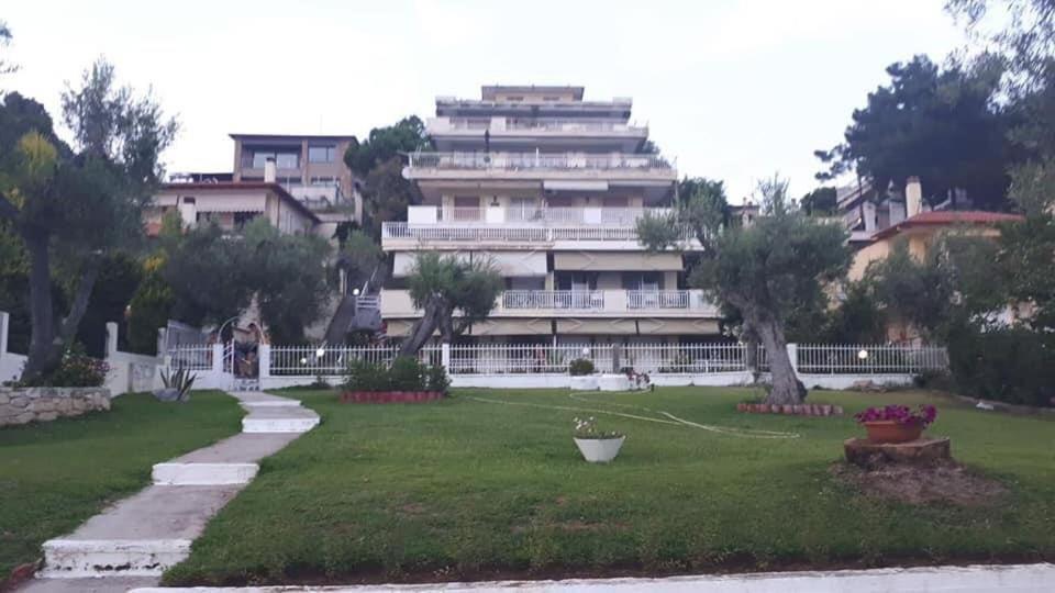 Stefani Apartment With A Sea View Terrace! Nea Moudania Buitenkant foto